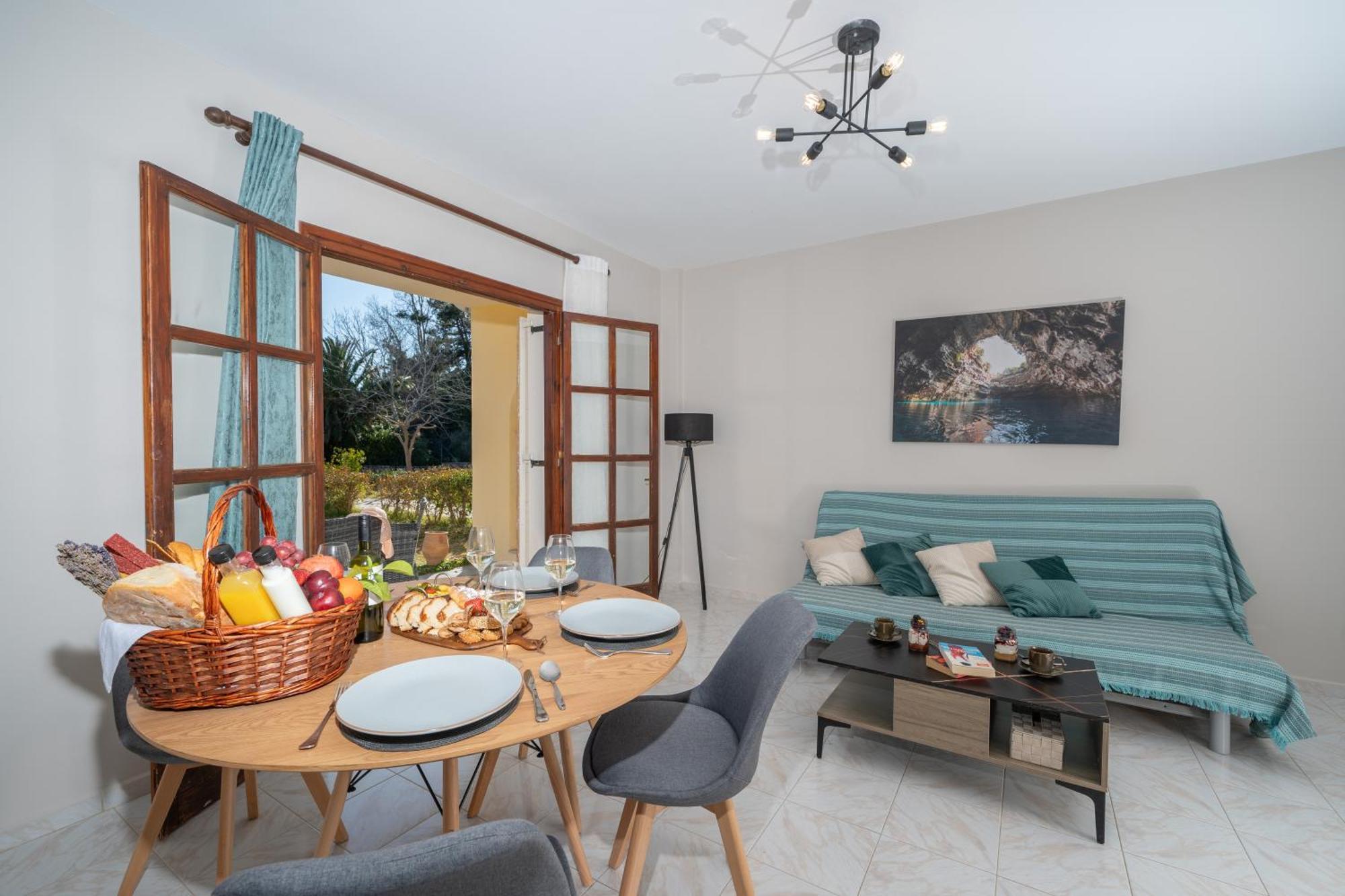 Southbank Seafront Apartments Кателіос Екстер'єр фото