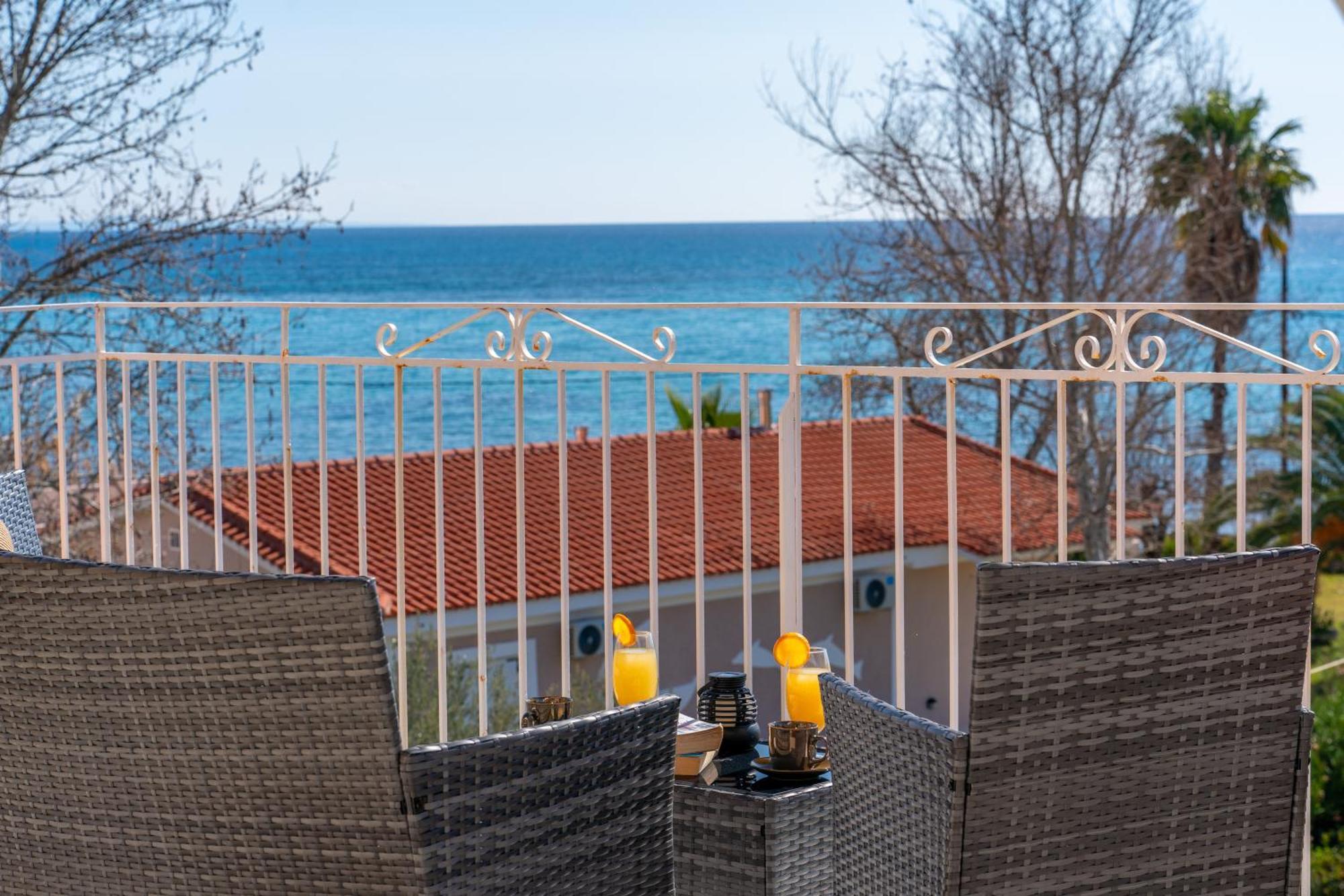 Southbank Seafront Apartments Кателіос Екстер'єр фото