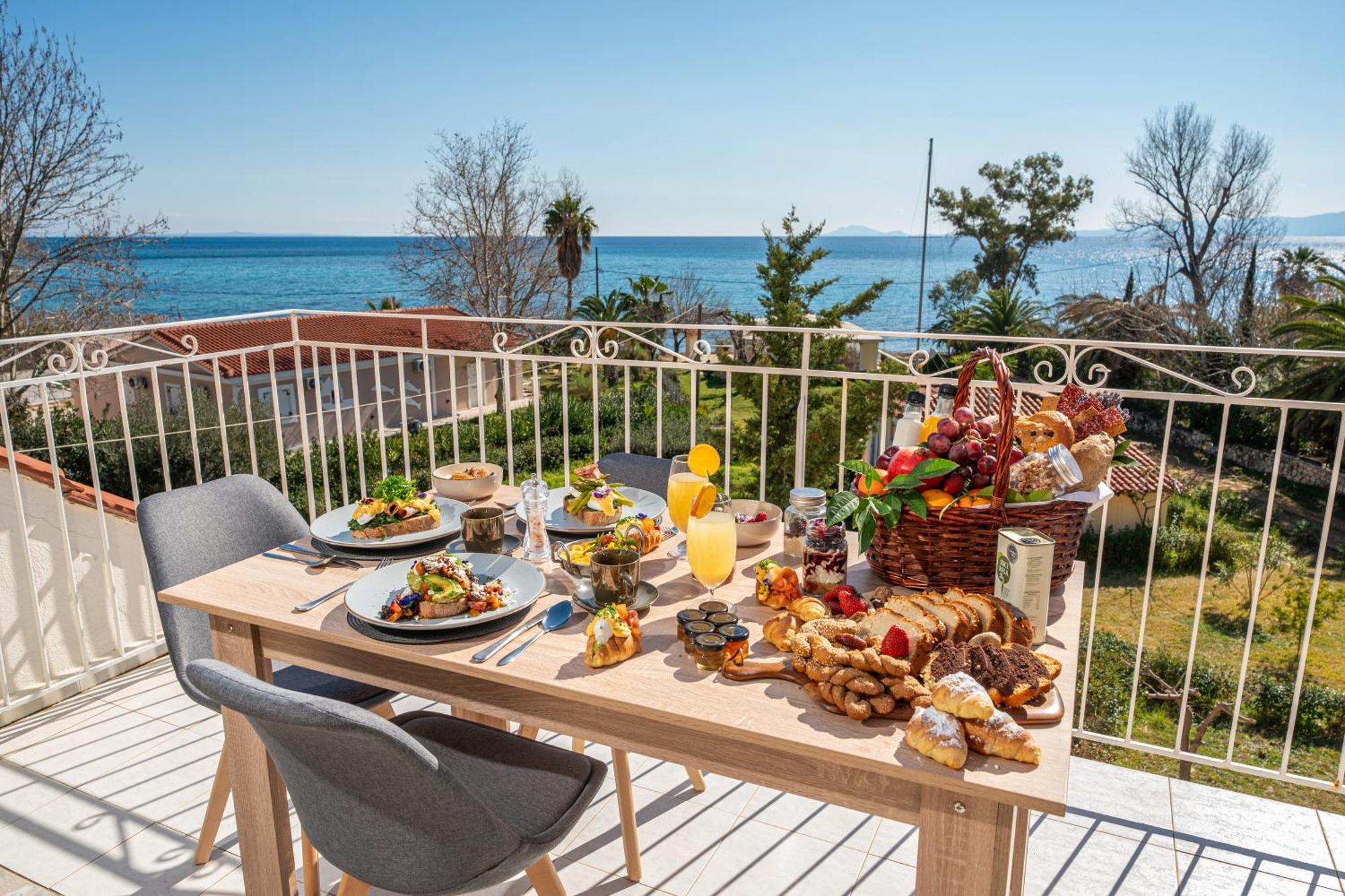 Southbank Seafront Apartments Кателіос Екстер'єр фото